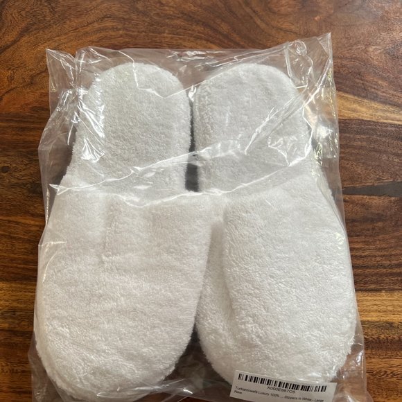 BNIB Luxury Hotel Slippers Turkish White Terry Large - Picture 2 of 4